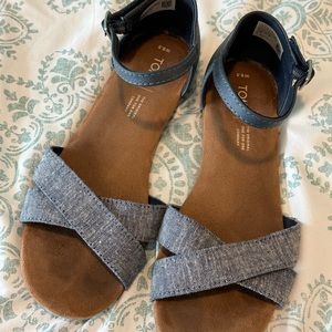 Toms sandals